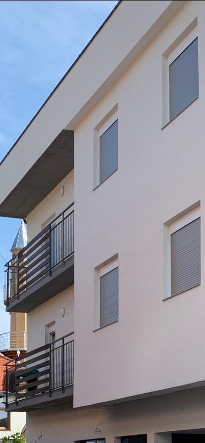 Apartmani Imamovic Dubrave Gornje Exterior foto